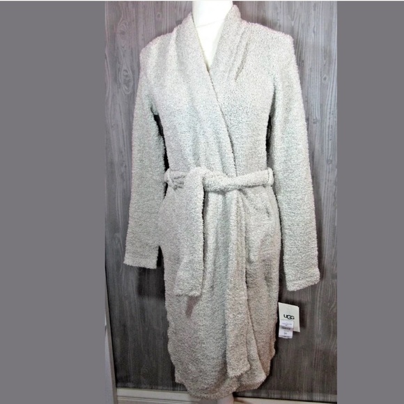 ugg ana robe